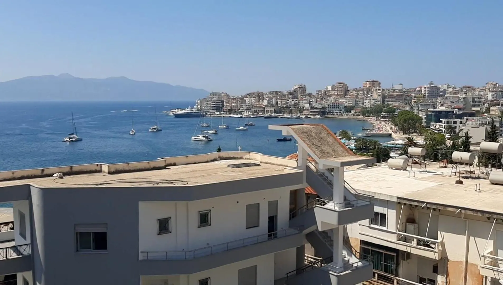 Apartments Kapo Saranda Albania