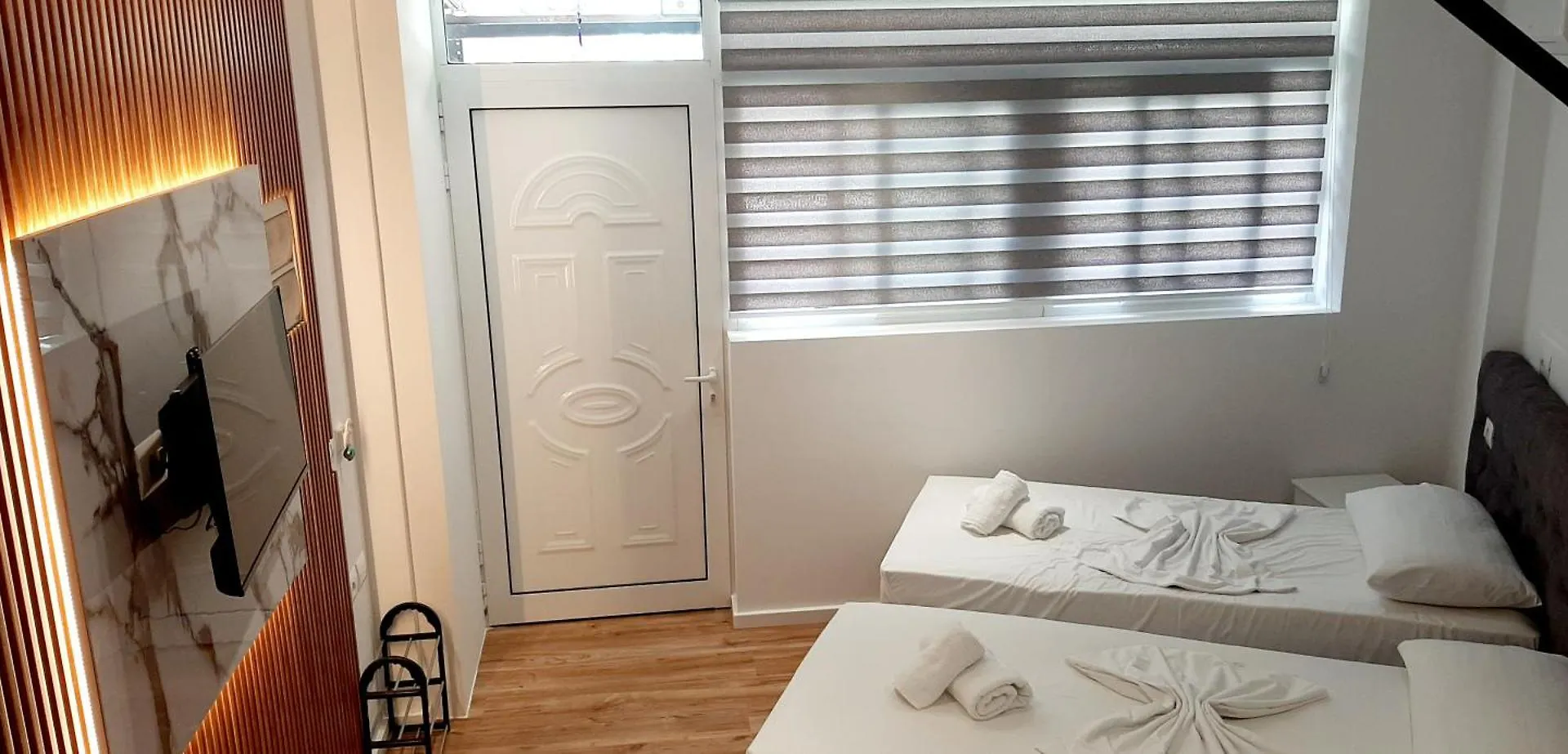 Apartments Kapo Saranda Albania