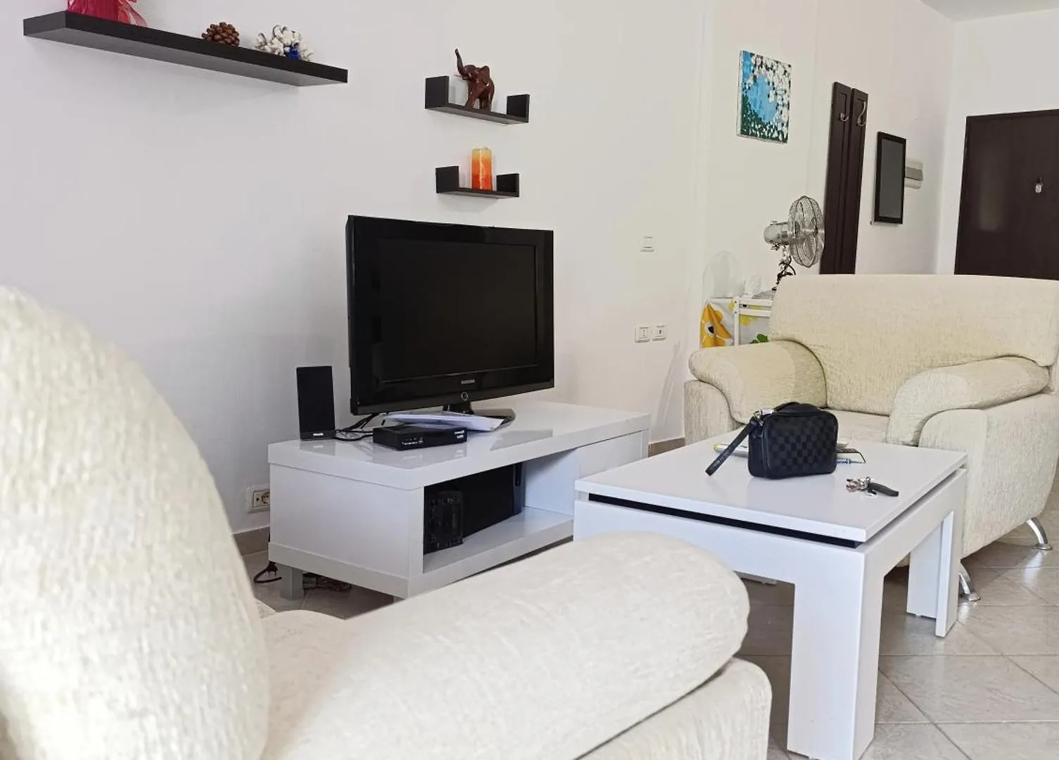 Apartments Kapo Saranda