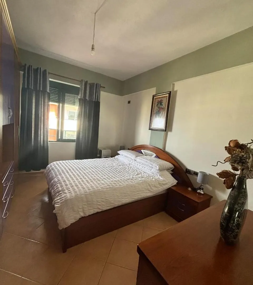 Apartments Kapo Saranda